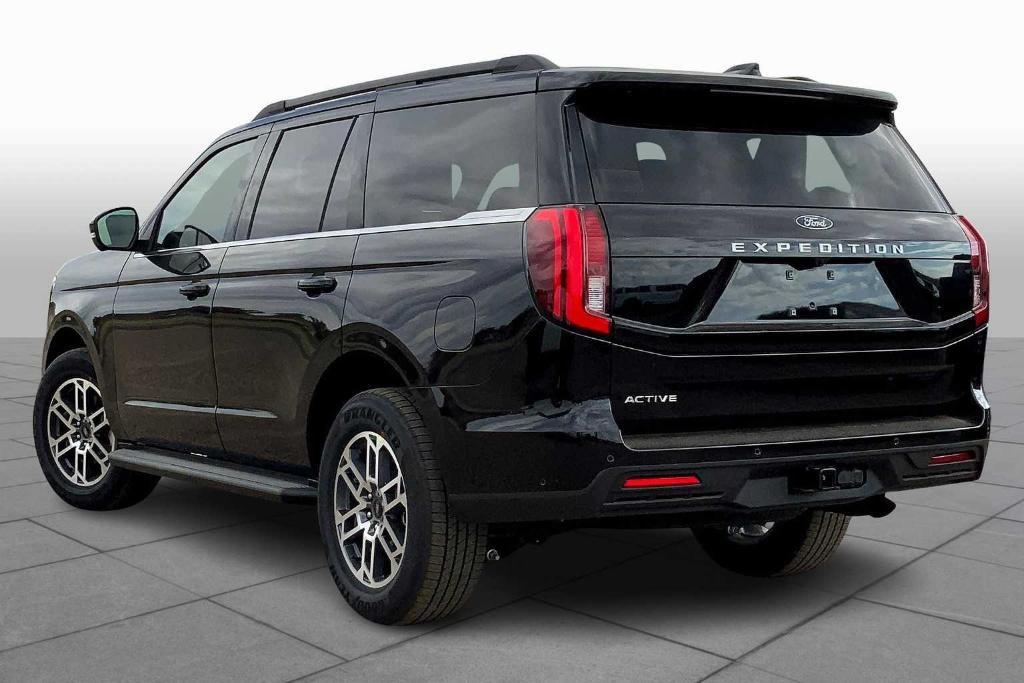 new 2025 Ford Expedition car, priced at $69,570