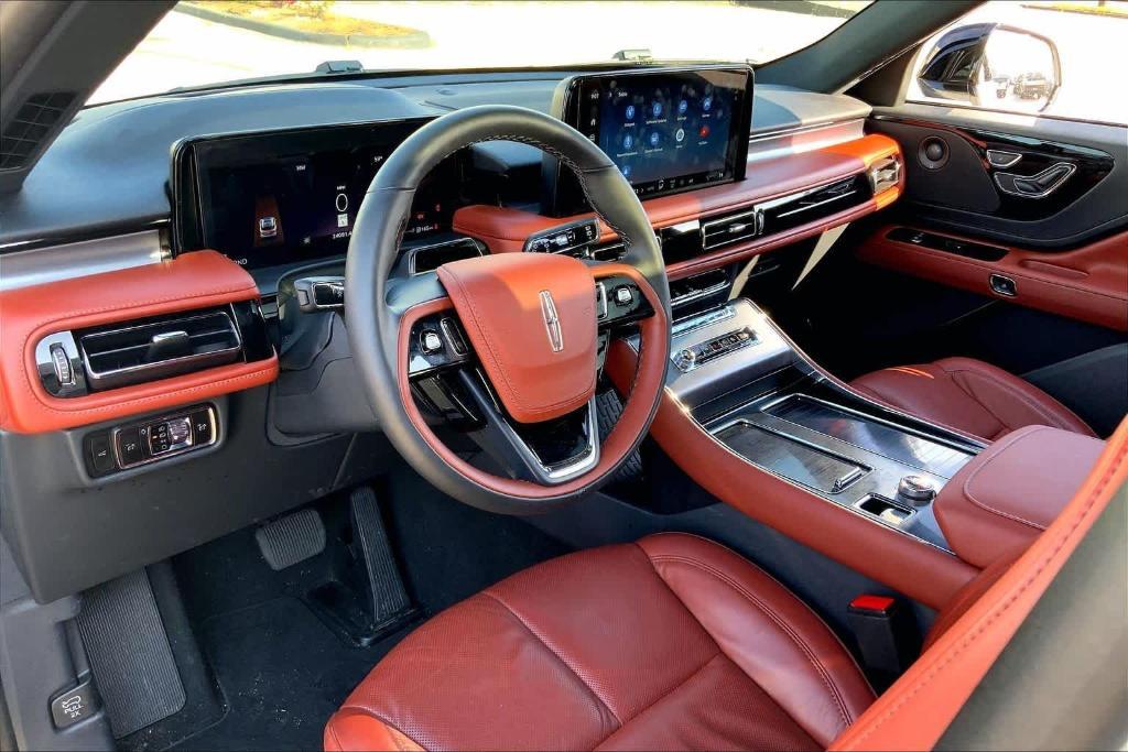 used 2025 Lincoln Aviator car, priced at $58,328