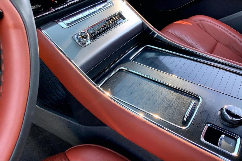 used 2025 Lincoln Aviator car, priced at $58,328