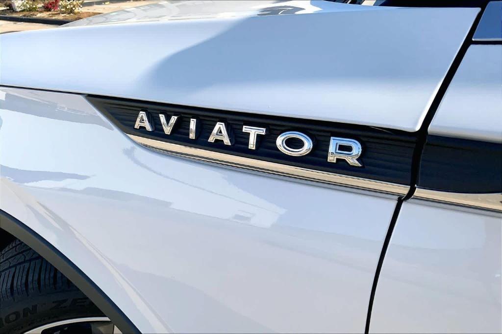 used 2025 Lincoln Aviator car, priced at $58,328