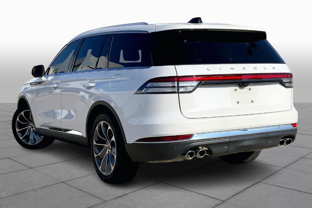 used 2025 Lincoln Aviator car, priced at $58,328
