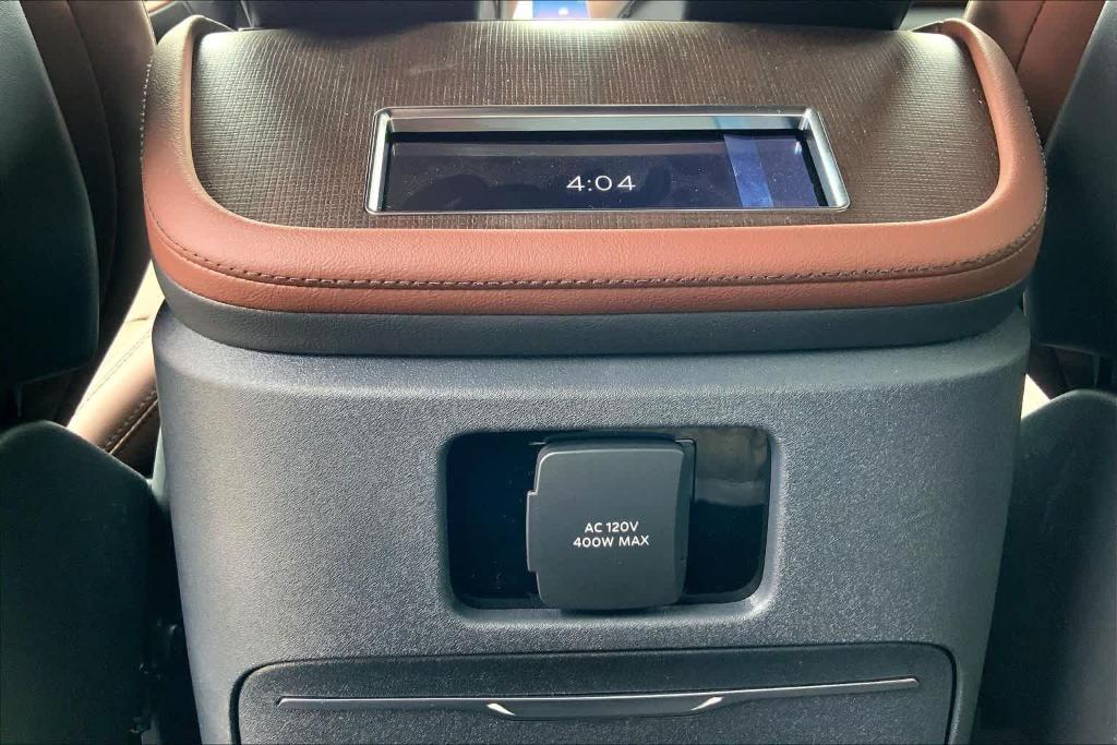 new 2026 Lincoln Navigator car, priced at $104,115