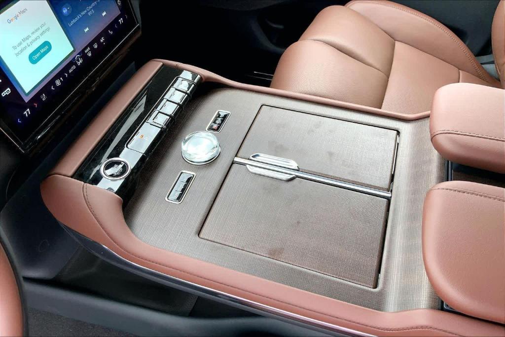 new 2026 Lincoln Navigator car, priced at $104,115