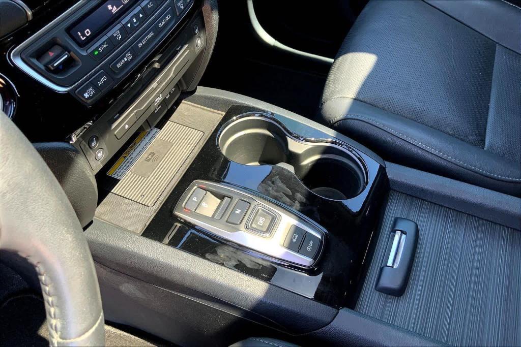 used 2022 Honda Pilot car, priced at $34,945