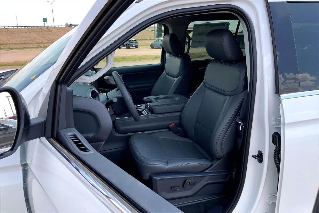 new 2026 Ford Expedition car, priced at $74,095
