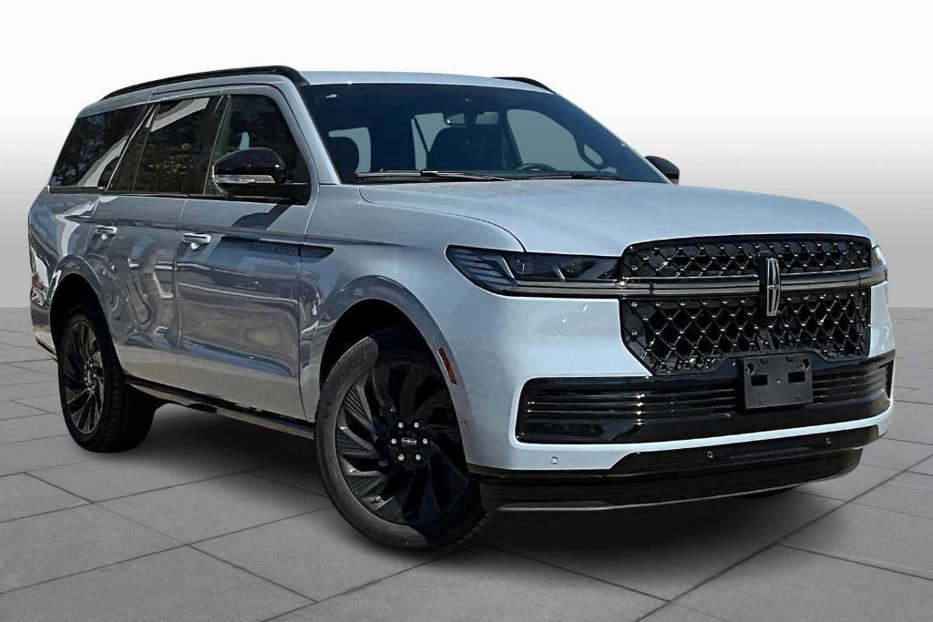 new 2025 Lincoln Navigator car, priced at $98,525