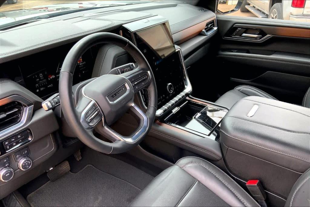 used 2025 GMC Yukon XL car, priced at $75,920