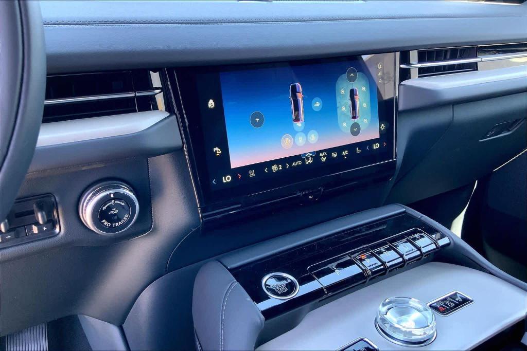 new 2026 Lincoln Navigator L car, priced at $113,115
