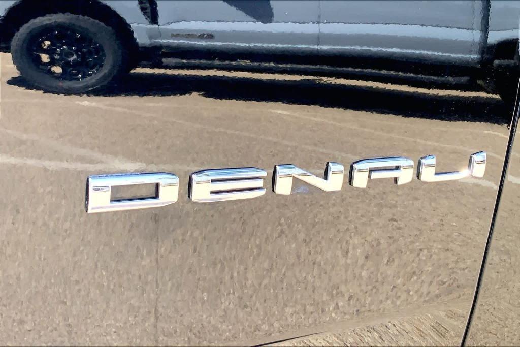 used 2024 GMC Yukon car, priced at $57,851