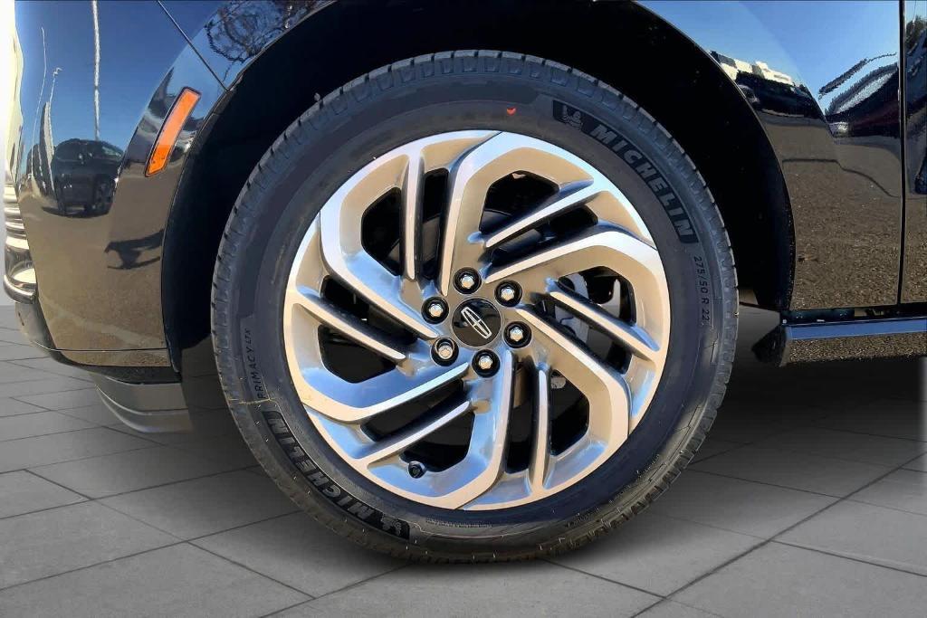 new 2025 Lincoln Navigator L car, priced at $98,015