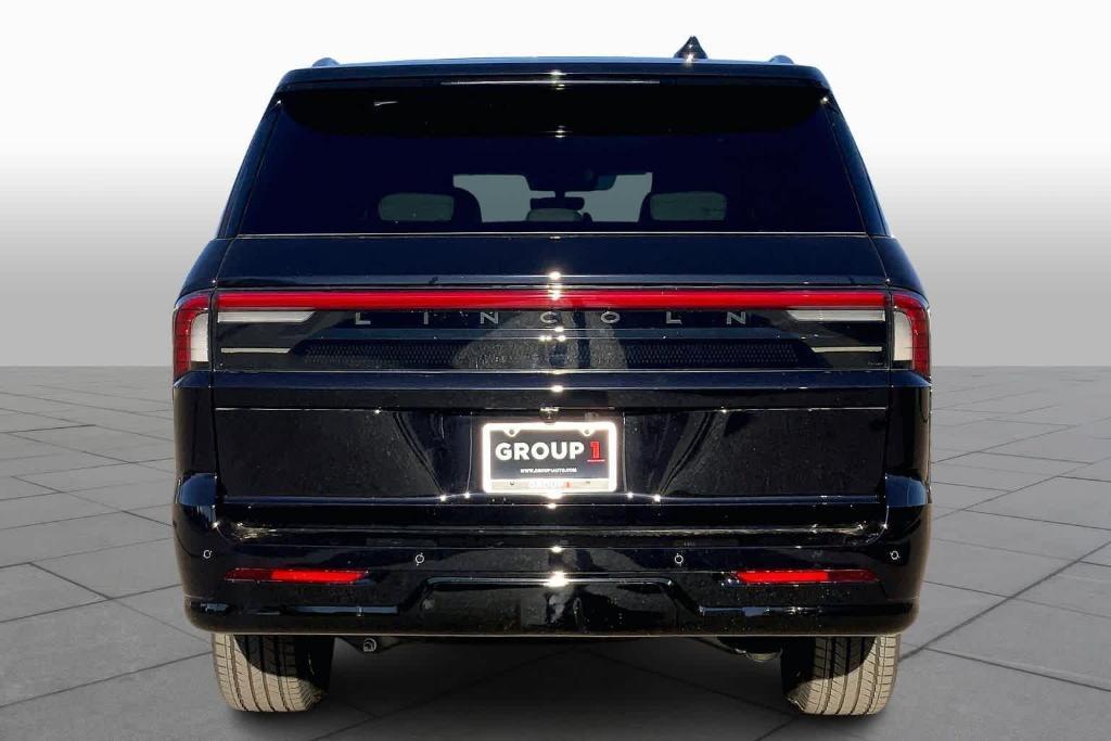 new 2025 Lincoln Navigator L car, priced at $98,015