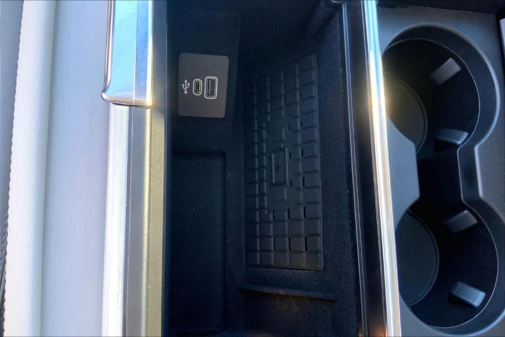 new 2025 Lincoln Navigator L car, priced at $98,015