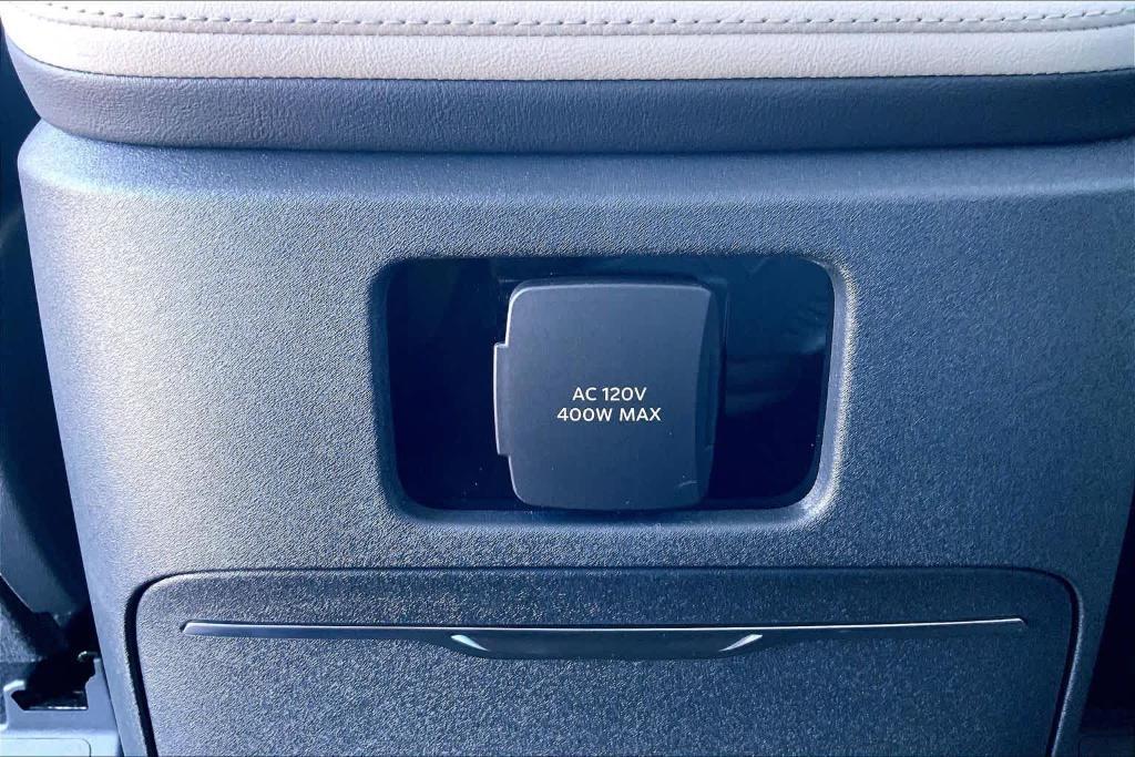 new 2025 Lincoln Navigator L car, priced at $98,015