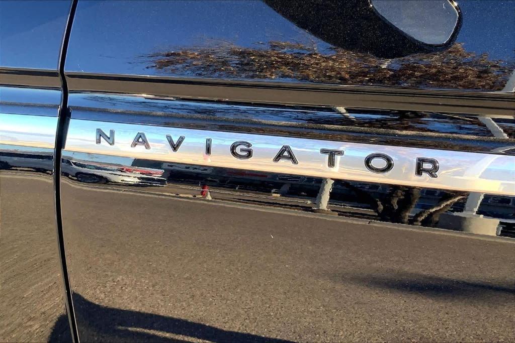 new 2025 Lincoln Navigator L car, priced at $98,015