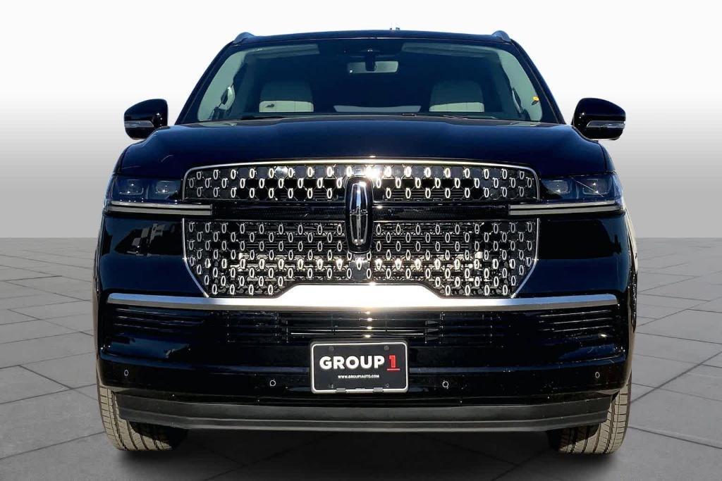 new 2025 Lincoln Navigator L car, priced at $98,015