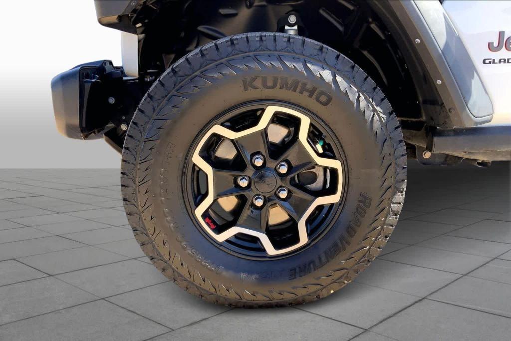 used 2020 Jeep Gladiator car, priced at $30,346