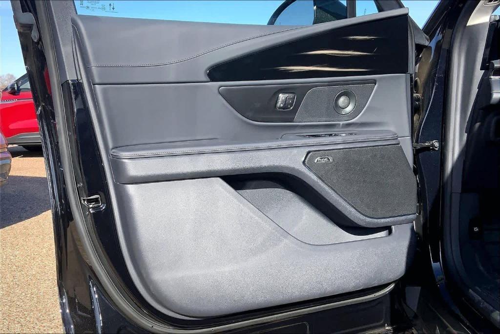 new 2026 Lincoln Nautilus car, priced at $62,665