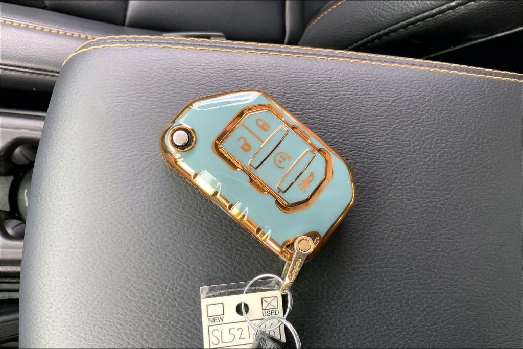 used 2025 Jeep Gladiator car, priced at $37,382