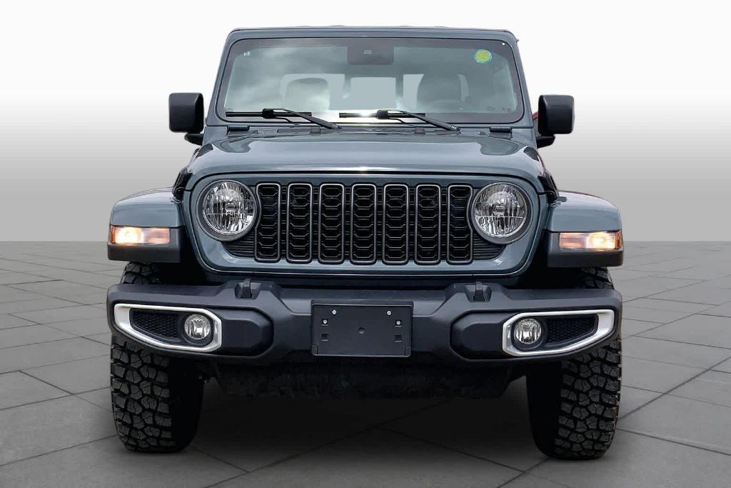 used 2025 Jeep Gladiator car, priced at $37,382