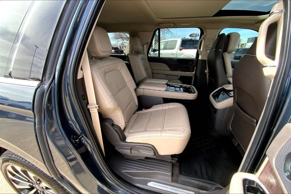 used 2024 Lincoln Navigator L car, priced at $59,795