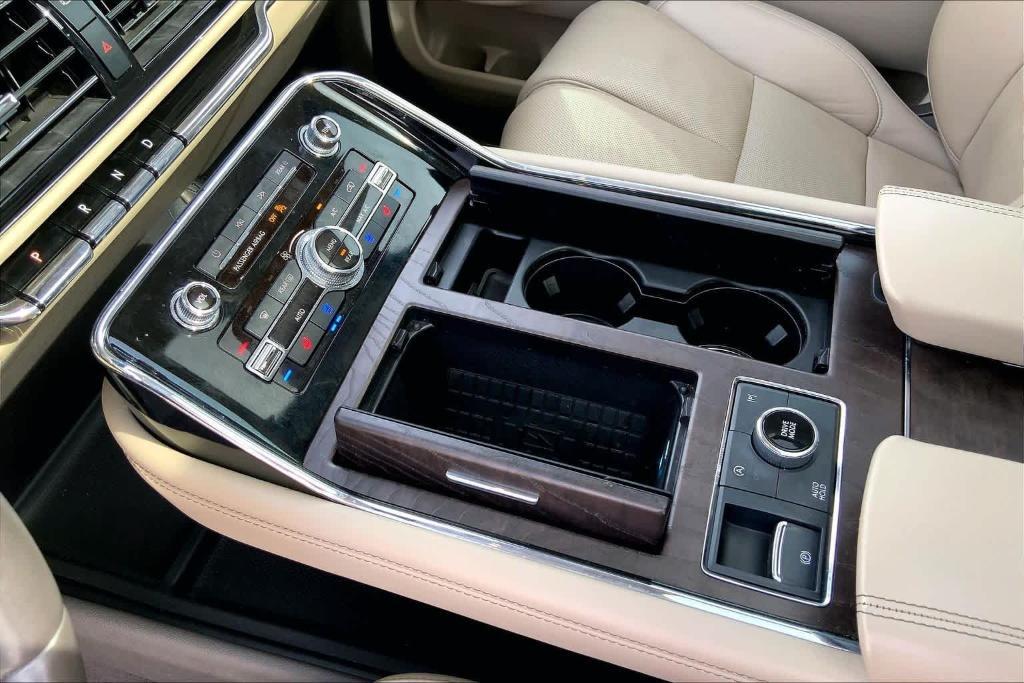 used 2024 Lincoln Navigator L car, priced at $59,795