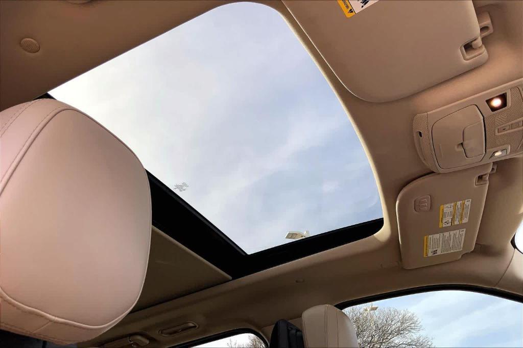 used 2024 Lincoln Navigator L car, priced at $59,795