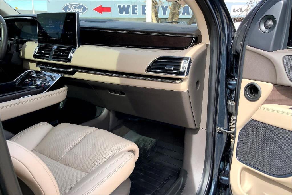 used 2024 Lincoln Navigator L car, priced at $59,795