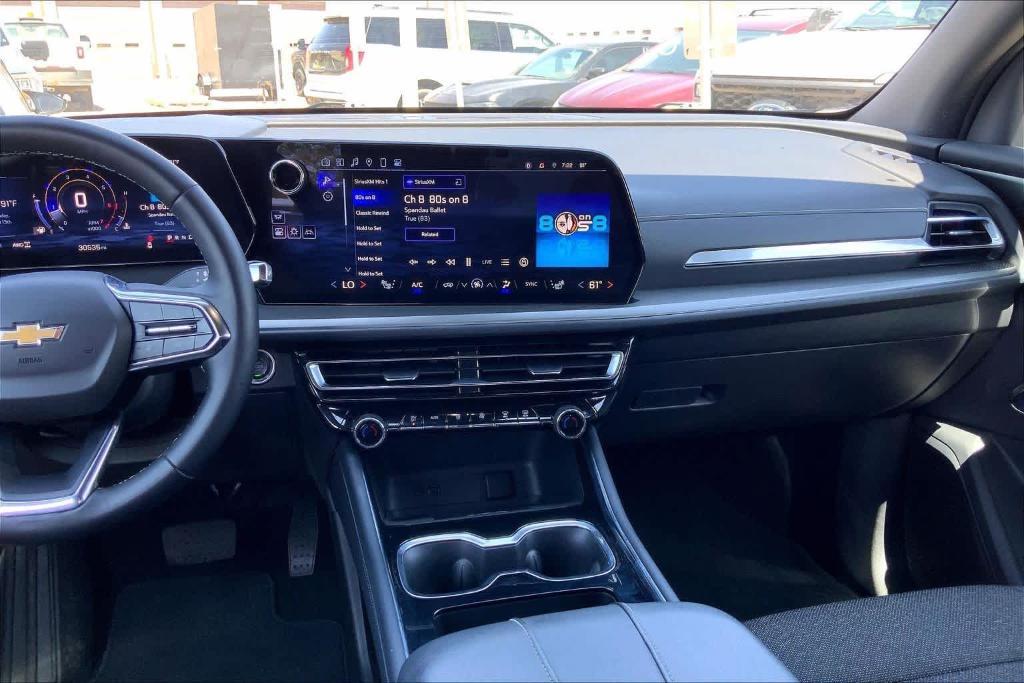 used 2025 Chevrolet Traverse car, priced at $37,615