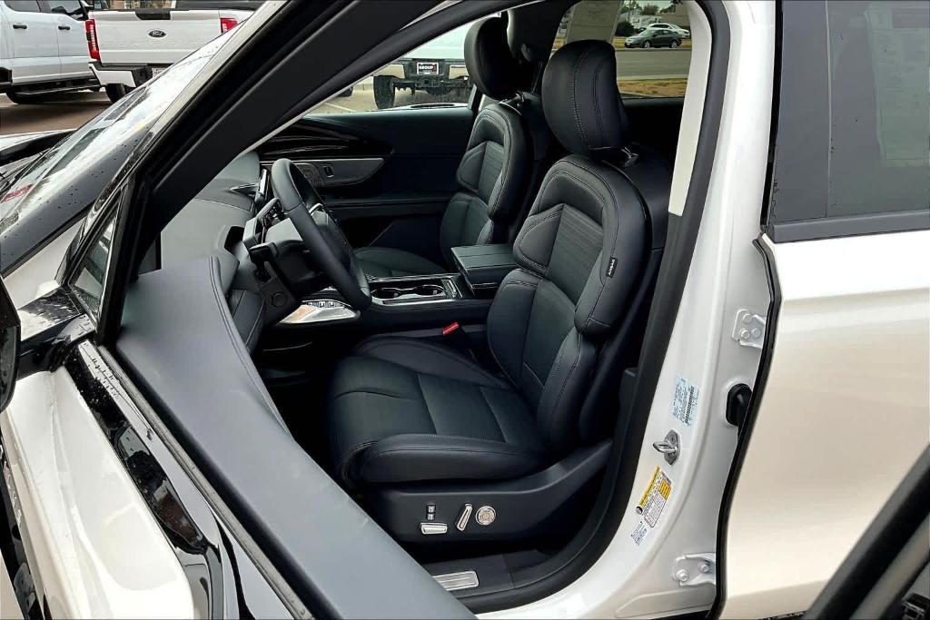 new 2026 Lincoln Nautilus car, priced at $64,480