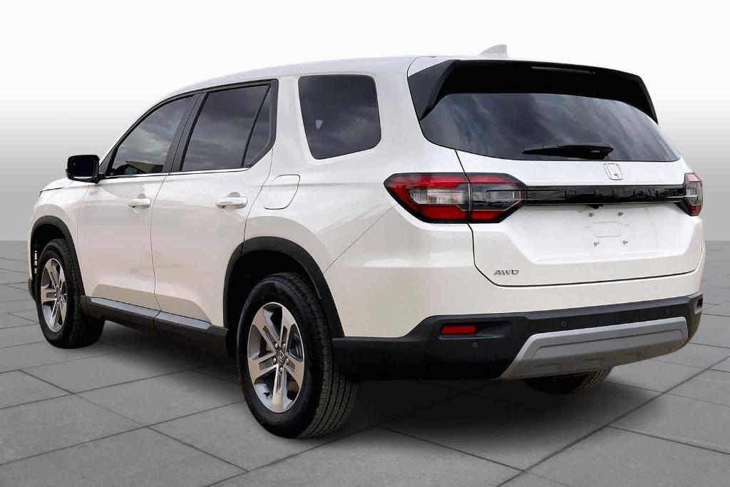 used 2025 Honda Pilot car, priced at $44,139