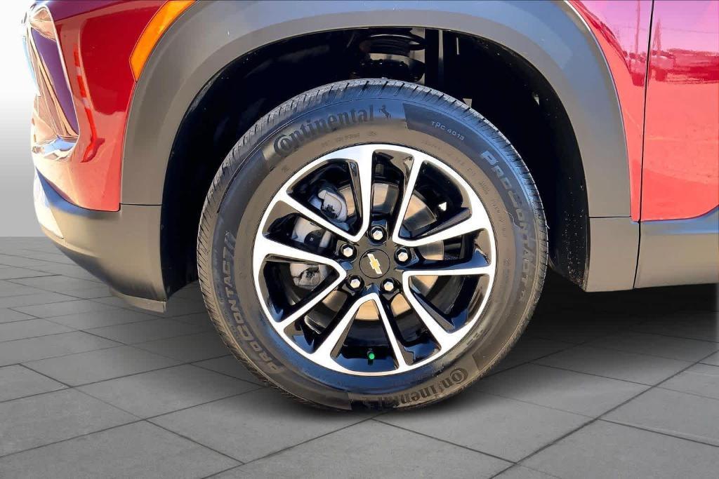 used 2025 Chevrolet TrailBlazer car, priced at $22,636