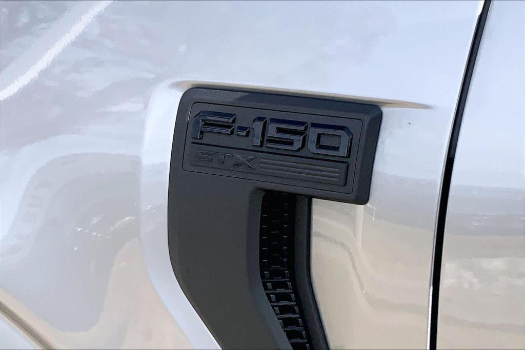 new 2026 Ford F-150 car, priced at $51,370