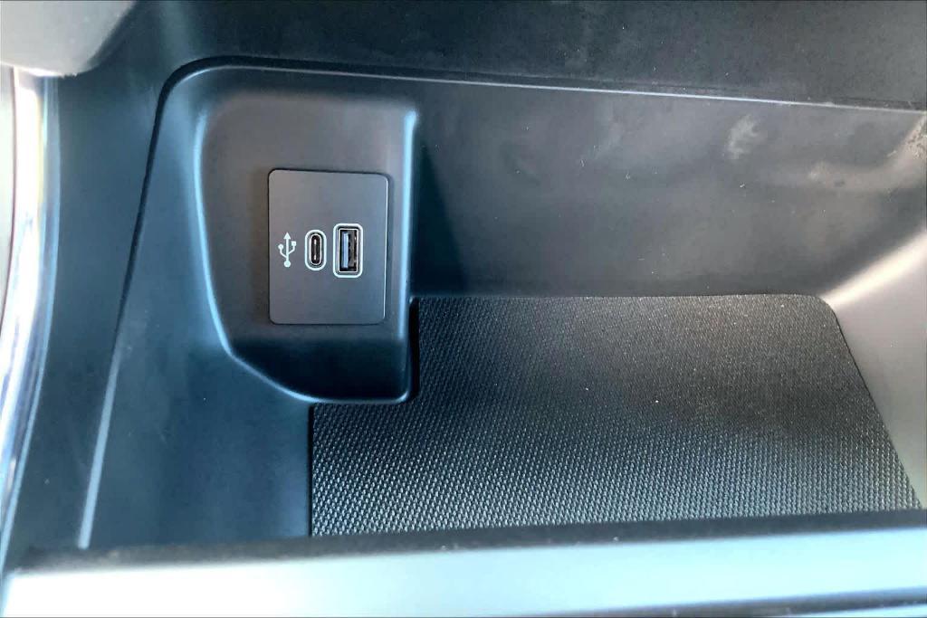 new 2026 Ford F-150 car, priced at $51,370