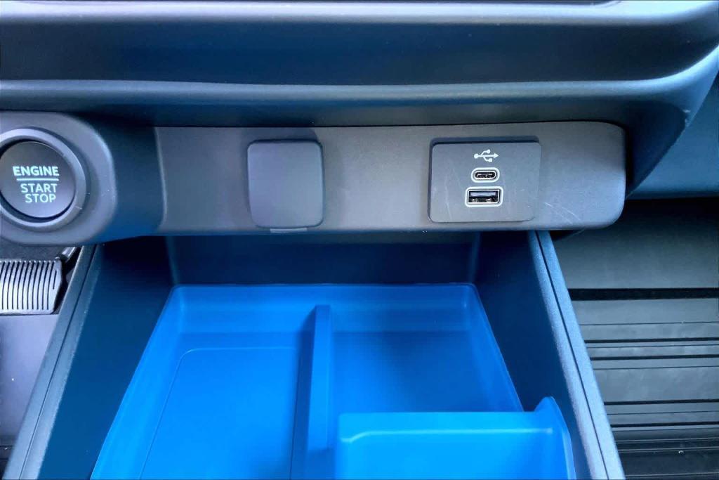 new 2025 Ford Maverick car, priced at $33,430