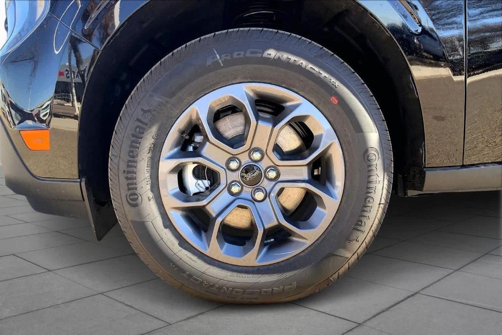 new 2025 Ford Maverick car, priced at $33,430