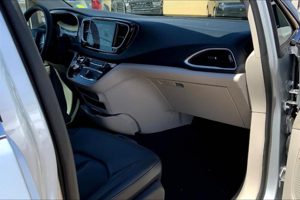 used 2024 Chrysler Pacifica car, priced at $26,438