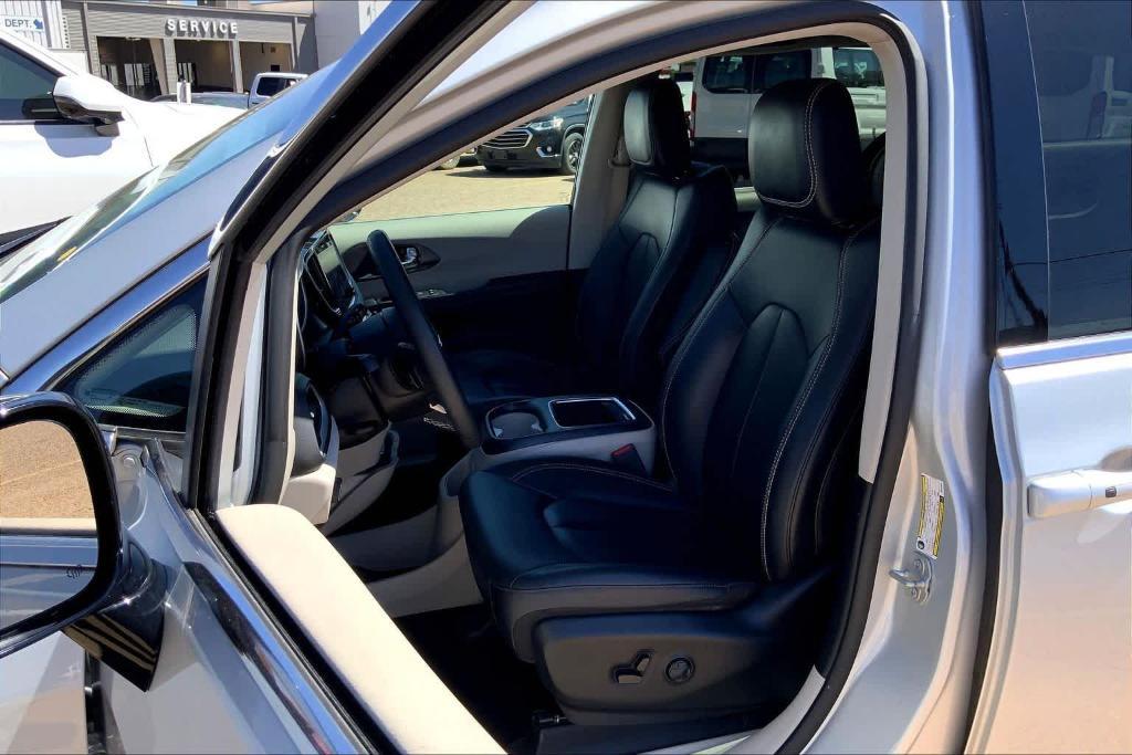 used 2024 Chrysler Pacifica car, priced at $26,438
