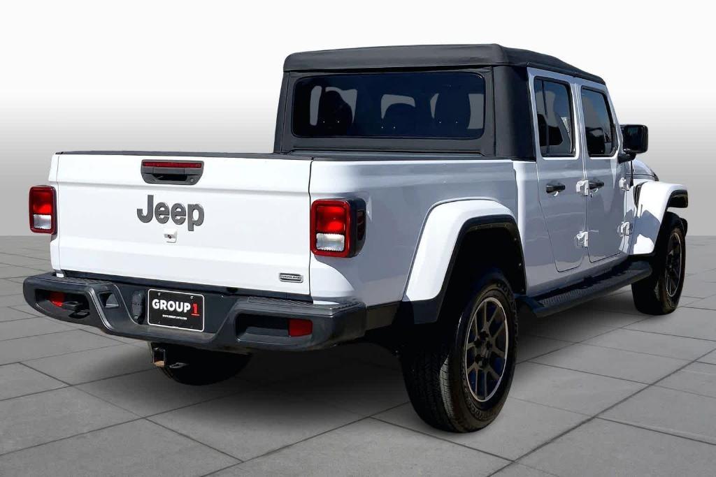 used 2022 Jeep Gladiator car, priced at $31,544