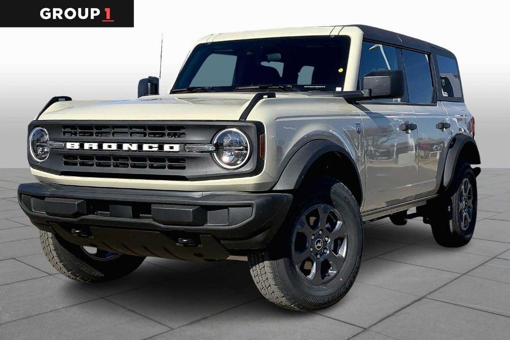 new 2025 Ford Bronco car, priced at $42,860