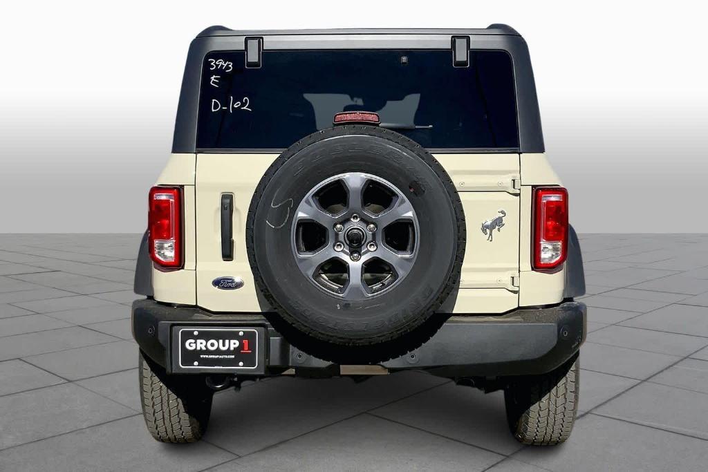 new 2025 Ford Bronco car, priced at $42,860