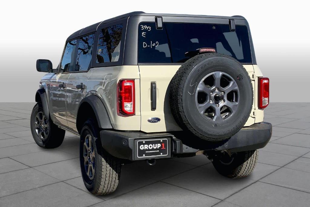 new 2025 Ford Bronco car, priced at $42,860