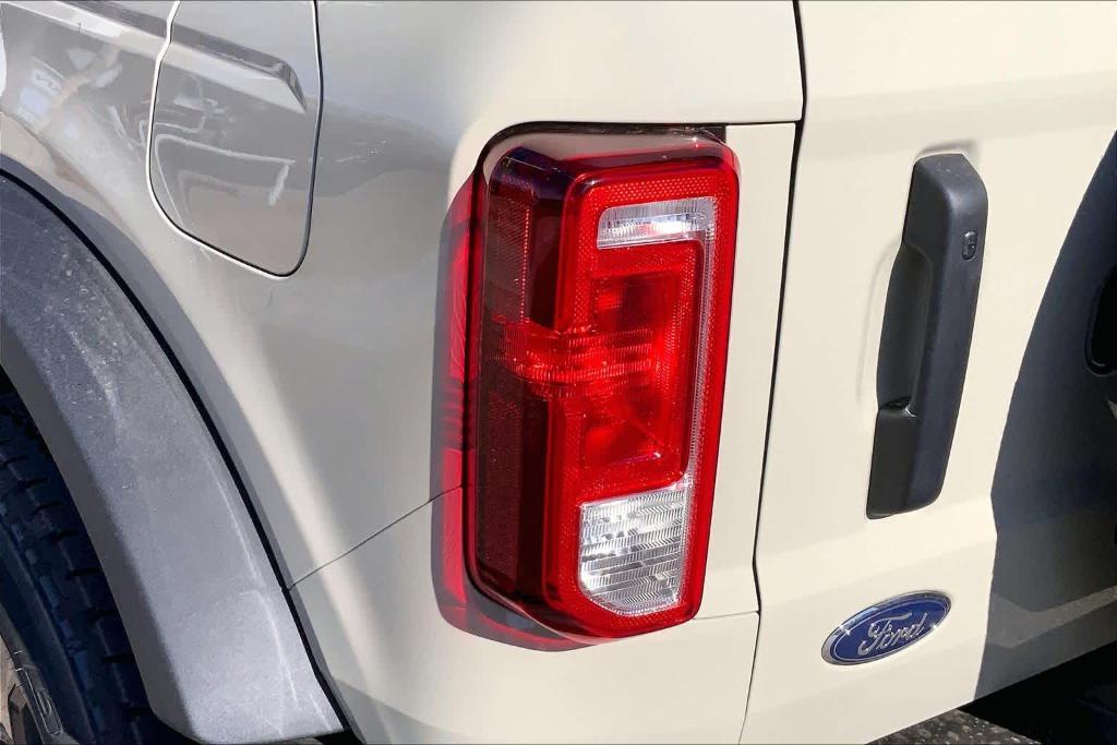 new 2025 Ford Bronco car, priced at $42,860