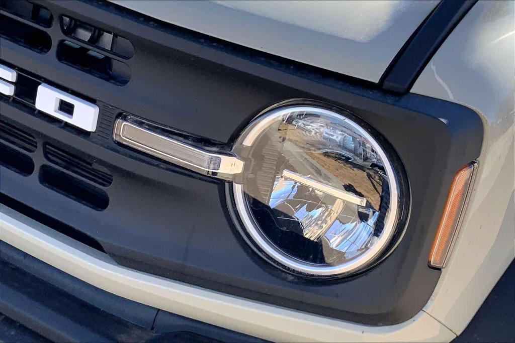 new 2025 Ford Bronco car, priced at $42,860
