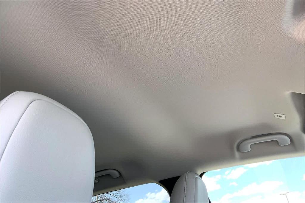 used 2022 Jeep Renegade car, priced at $20,814