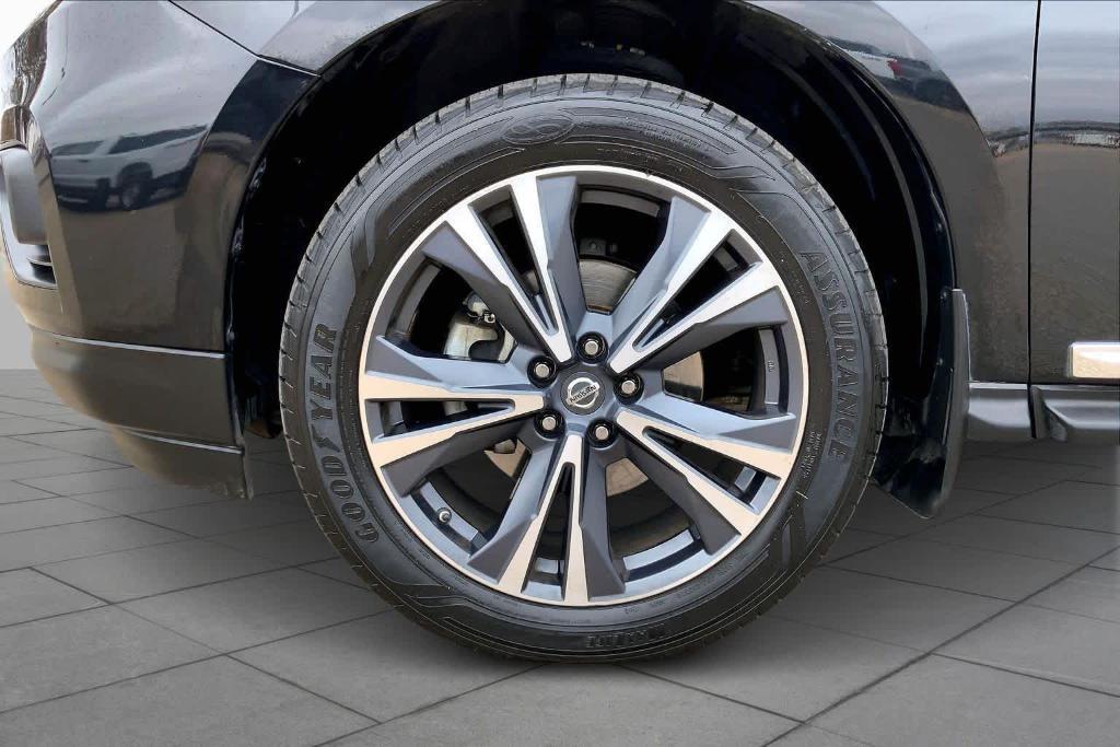 used 2019 Nissan Pathfinder car, priced at $18,395