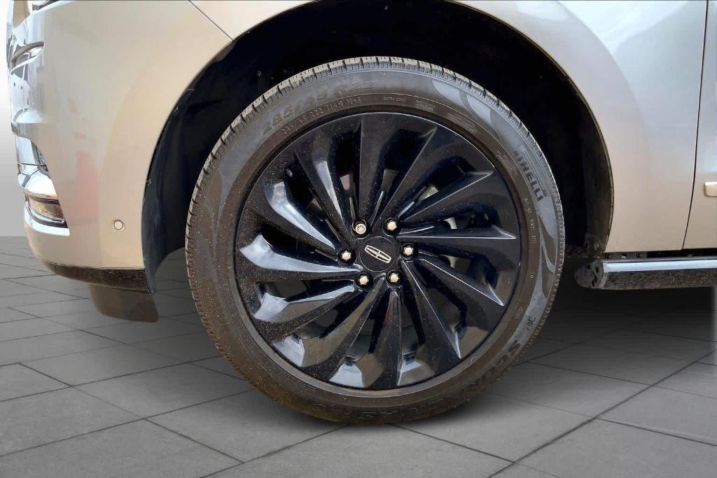 used 2020 Lincoln Navigator car, priced at $34,258