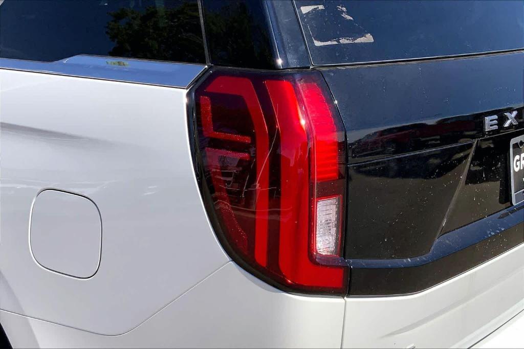 new 2026 Ford Expedition car, priced at $70,495