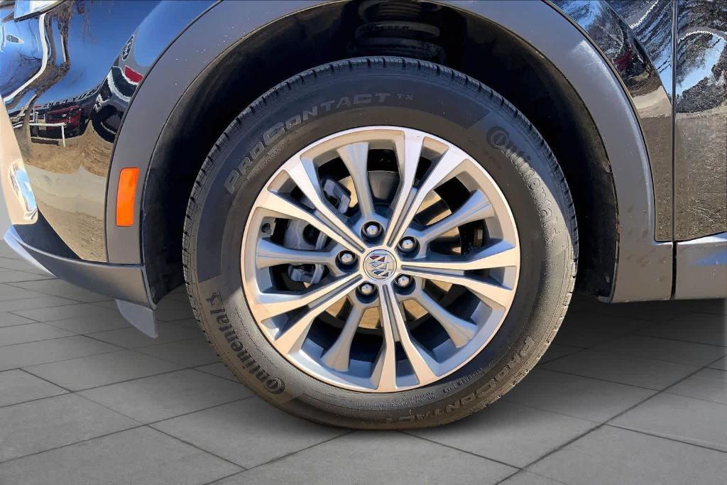 used 2022 Buick Envision car, priced at $21,037