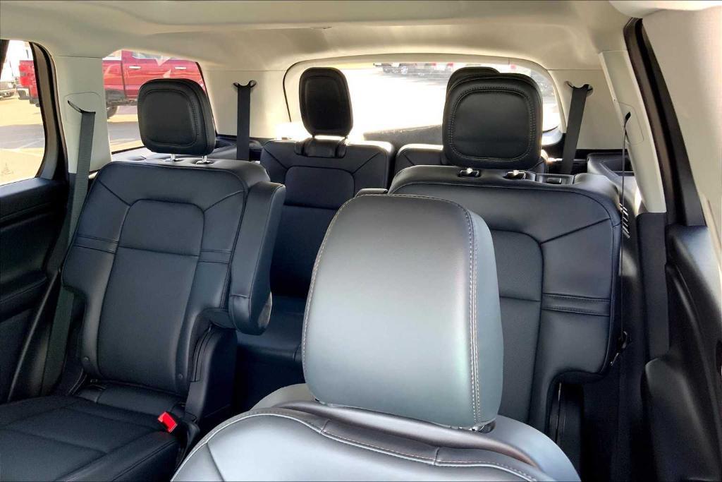 new 2025 Lincoln Aviator car, priced at $56,975