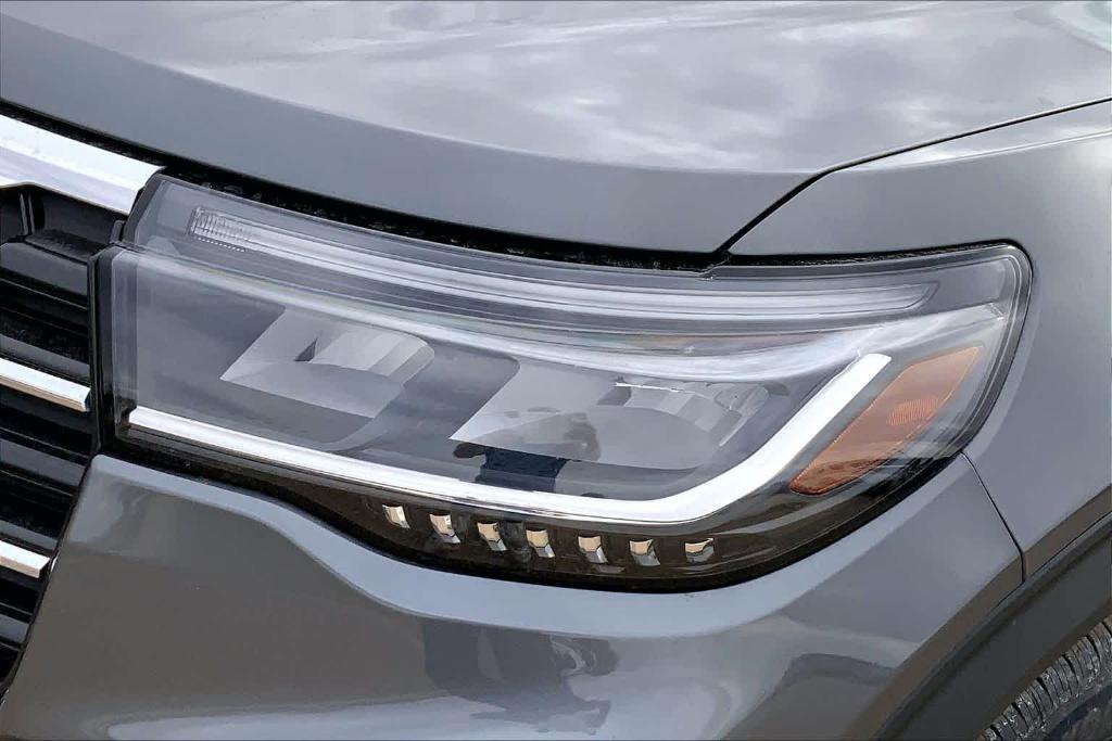 new 2026 Ford Explorer car, priced at $45,050